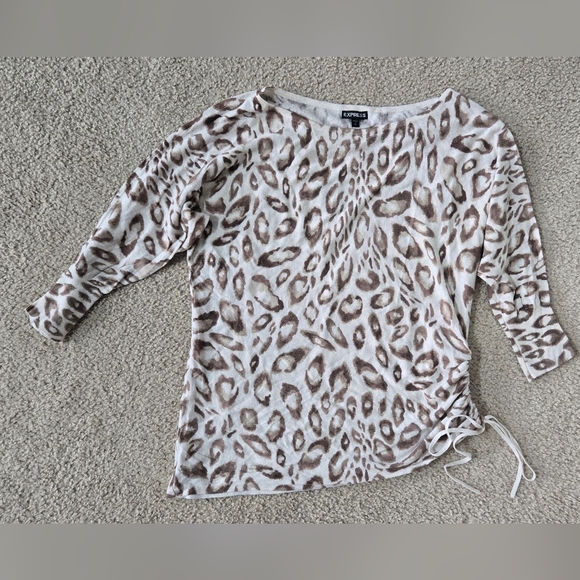 NWOT Express Leopard Print Cinch Sweater Size Small - Picture 1 of 3